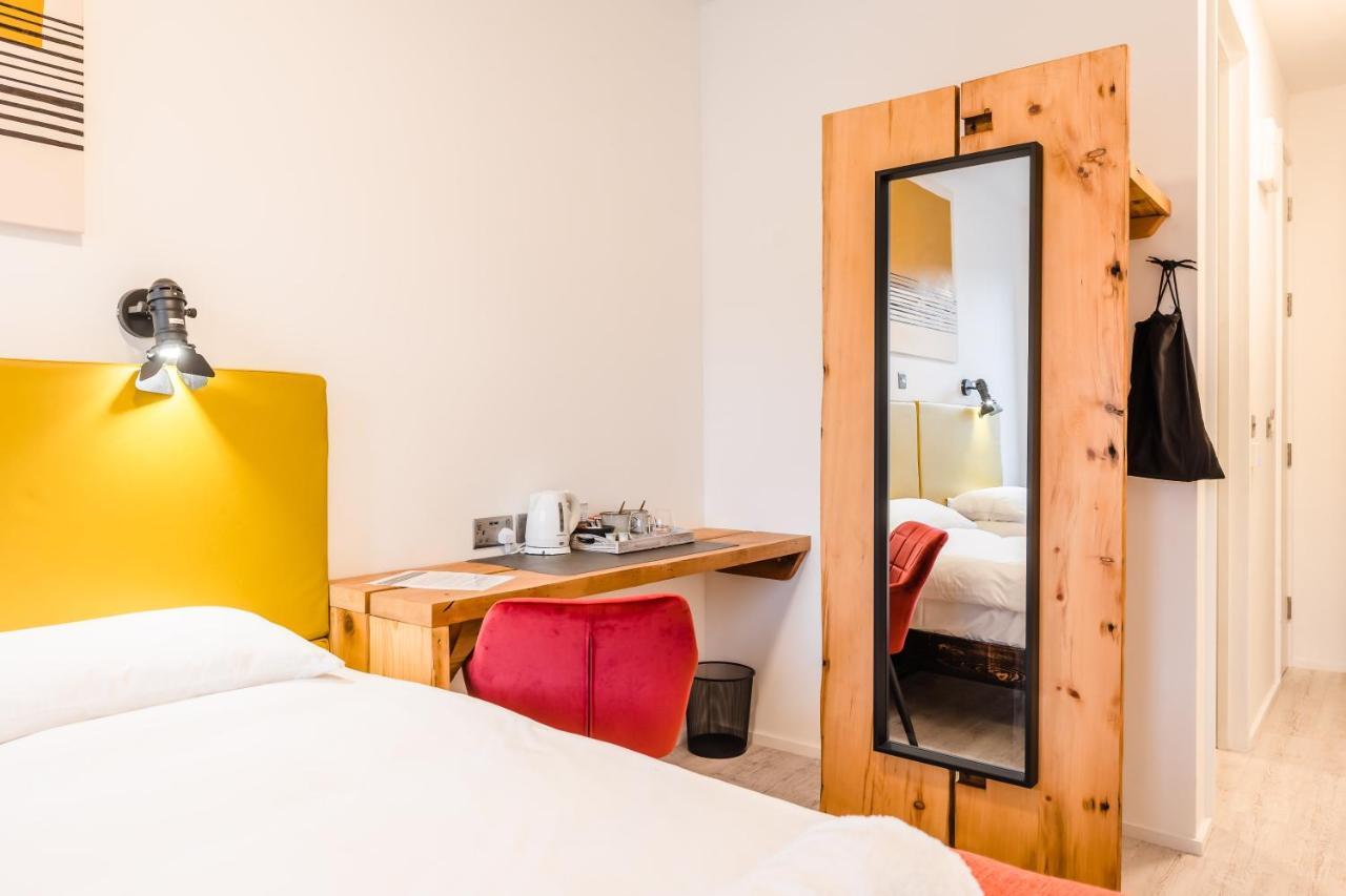 Cardiff Arms Bistro & Hotel Treorky Kültér fotó