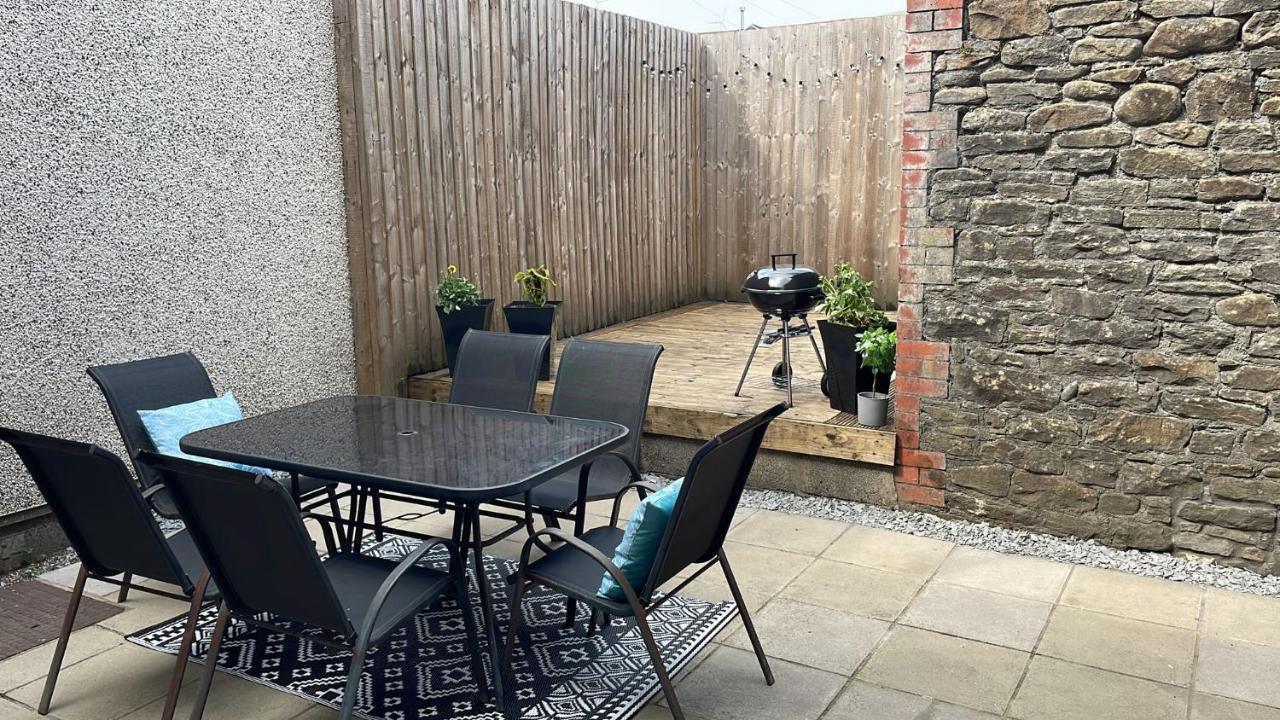 Cardiff Arms Bistro & Hotel Treorky Kültér fotó