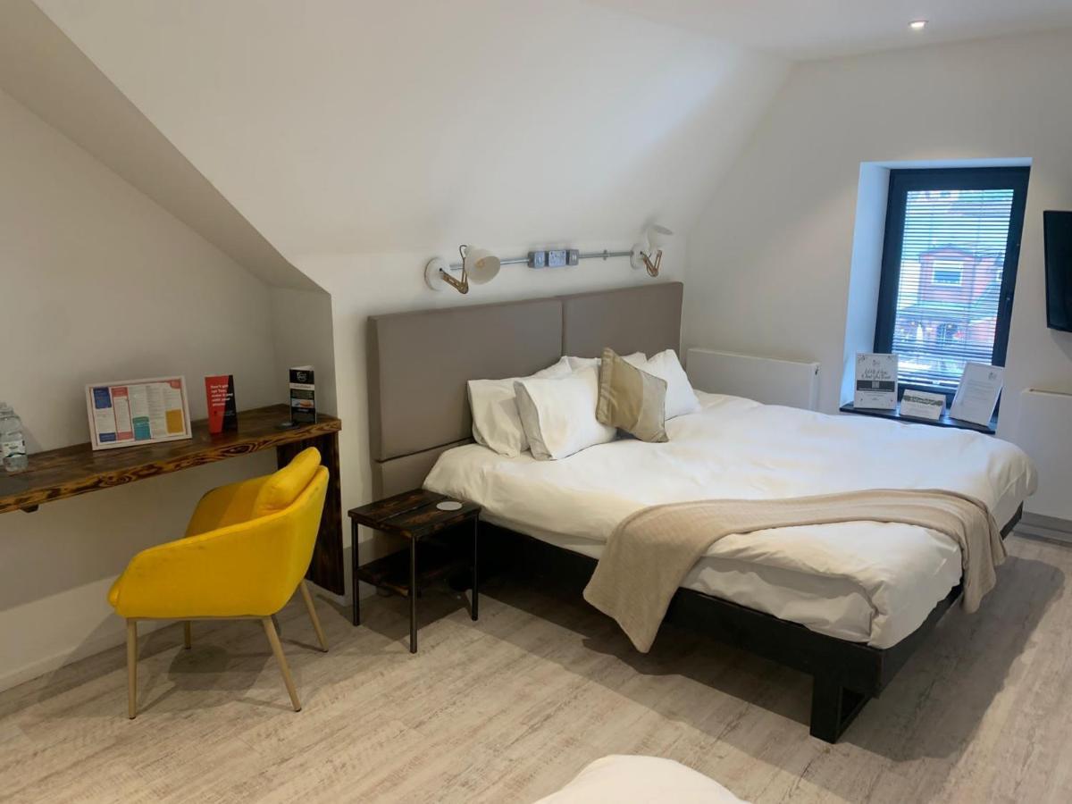 Cardiff Arms Bistro & Hotel Treorky Kültér fotó